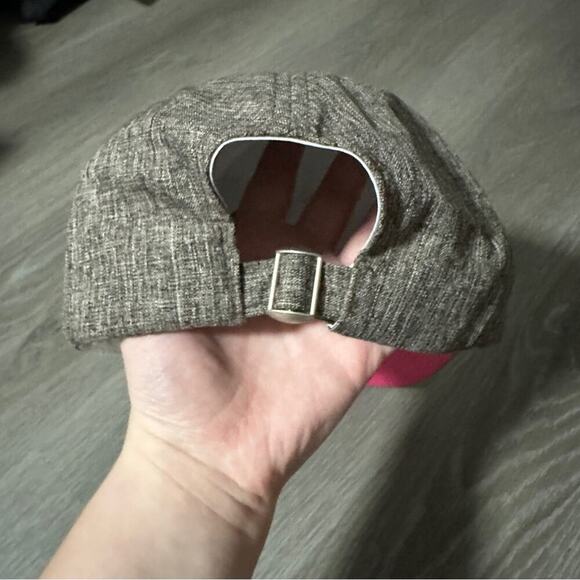 FabFitFun Heather Gray & Pink Embroidered Logo Baseball Cap Hat - Picture 3 of 6